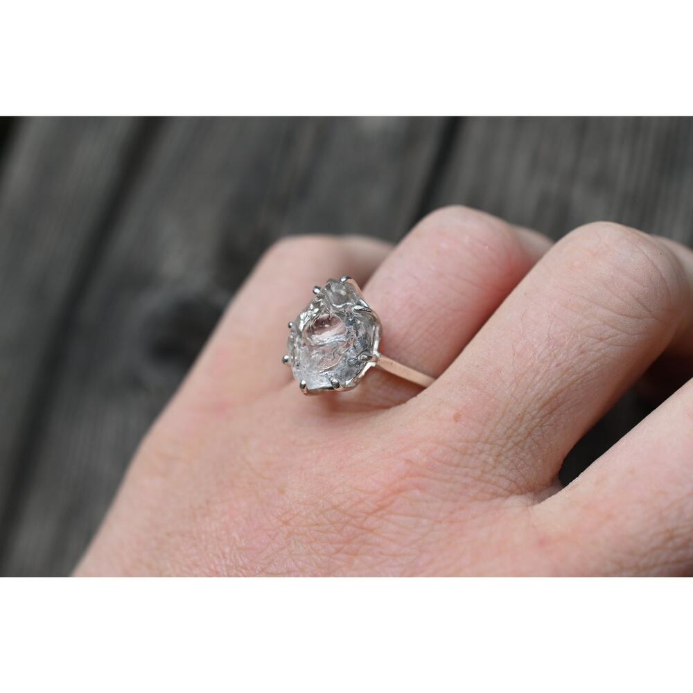 alternative raw diamond engagement rings, raw crystal size 4 5 6 7 8 8 9 10 11